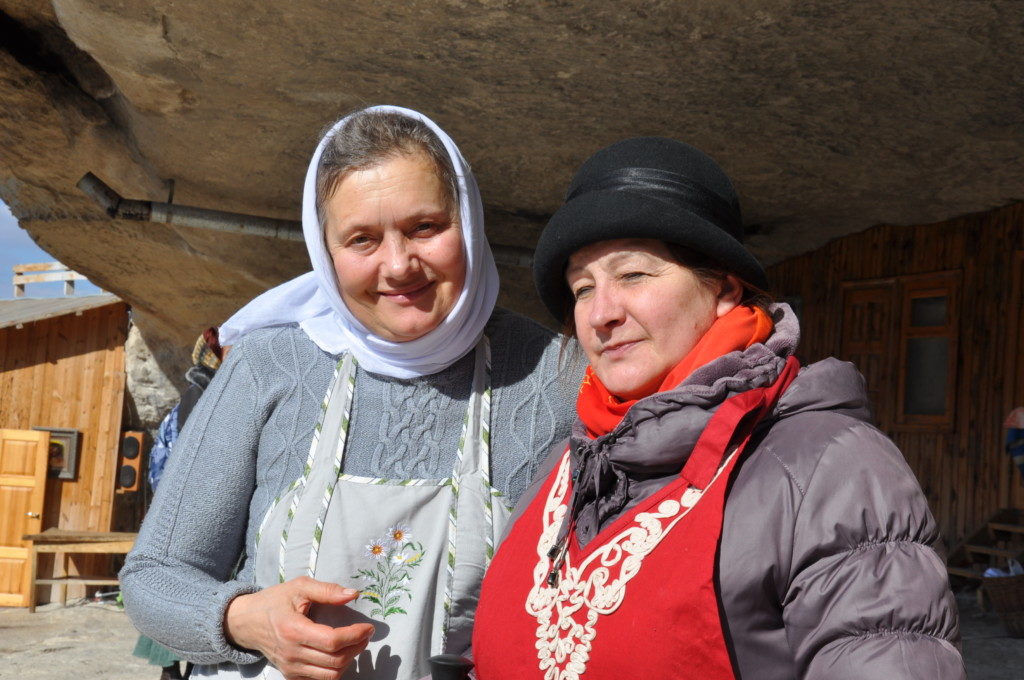 Прихожанки Галина и Людмила