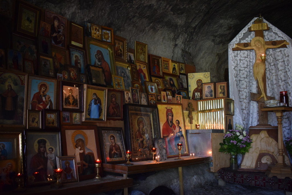 Богородчная сторона. Монастырь Феодора Стратилата. Крым